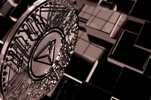 Исследование: приложения на блокчейнах Tron и EOS привлекают больше пользователей  